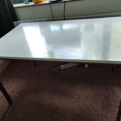 Table/Desk