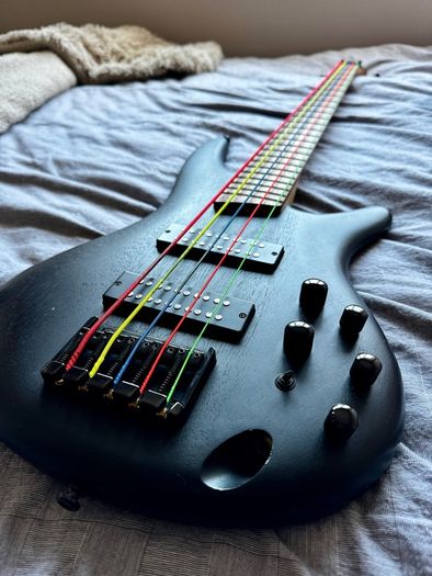 Ibanez SR305EB 5 String