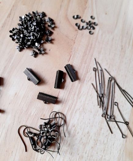 Jewellery  making/craft/suppl