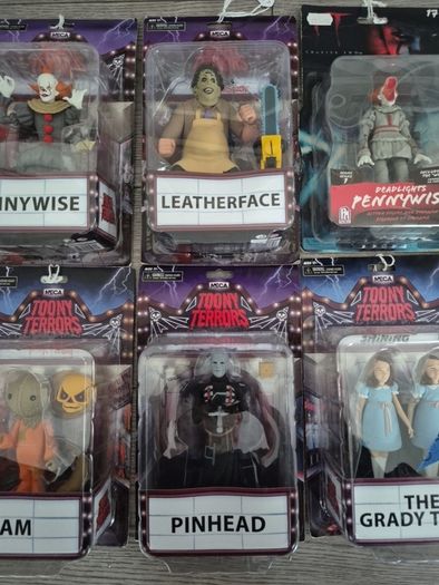 neca tooney horrors figs,pennywise,leather face, sam,pinhead grade twins