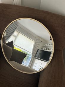 Gold mirror