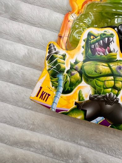 Heroes of Goo Jit Zu Hero Creator Rockjaw Mix Fill Create Your Own Action Figure Damaged Box Please see photos