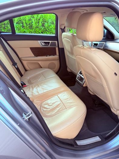 Jaguar XF 2015