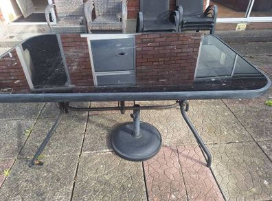 used table and chairs