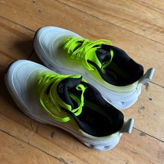 ladies trainers size 5
