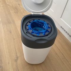 Tommee tippee twist and click nappy bin