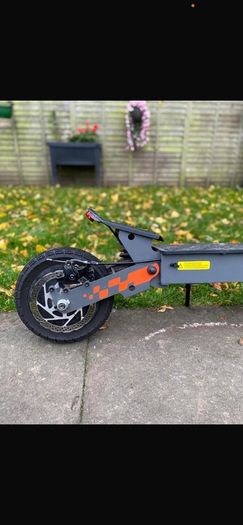Electric scooter