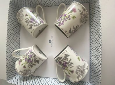 mugs