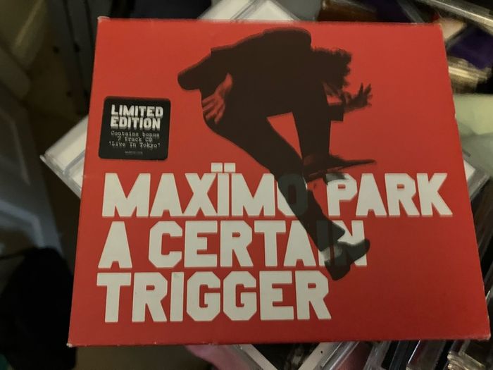 MAXIMO PARK - a certain trigger  CD