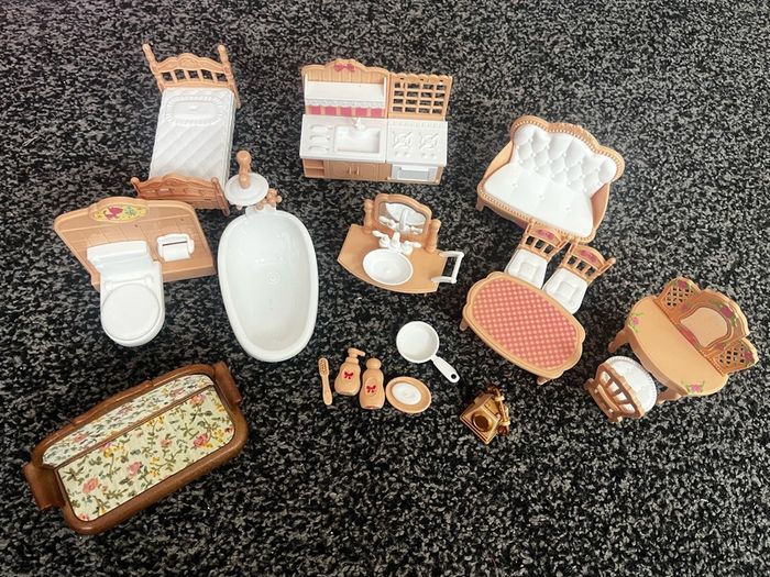 doll house furniture