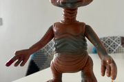 1980,s E.T  Figure