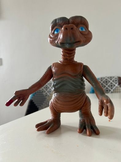 1980,s E.T  Figure
