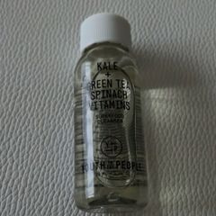 Youth to the people kale + green tea spinach vitamins superfood cleanser 30ml