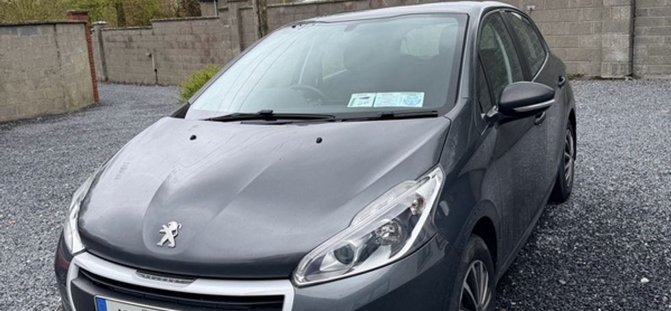 Peugeot 208 1.2L 2016