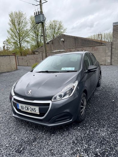 Peugeot 208 1.2L 2016