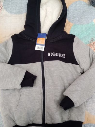 Brand new with tag kids hoodie 4 to 6 years