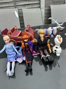 Elsa character toys