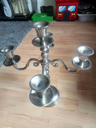 Candle holder