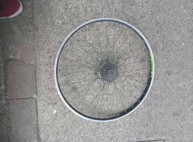27,5 inch rear wheel with 8 cassette,  good condition.