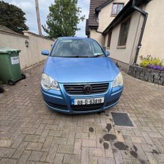 Volkswagen Polo 2008 ideal start car.