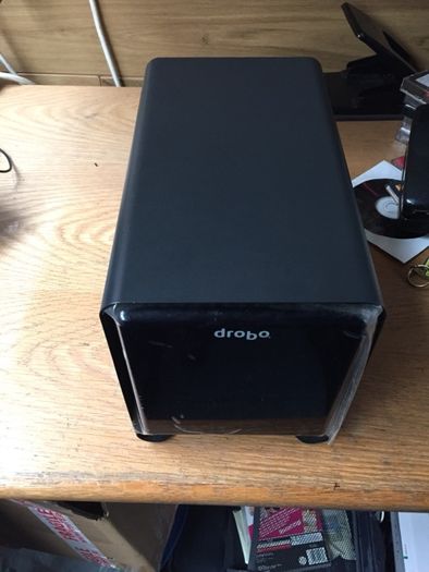 Drobo FS 5-bay Server Hard drive unit Network attached storage