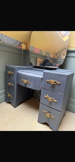 dressing table and mirror
