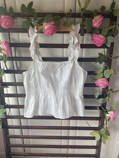 top H&M white 100% cotton top medium