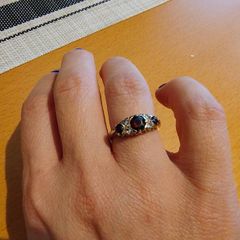 Vintage Garnet ring 9k gold