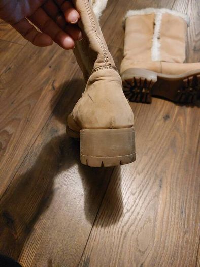 Suede boots- uk7