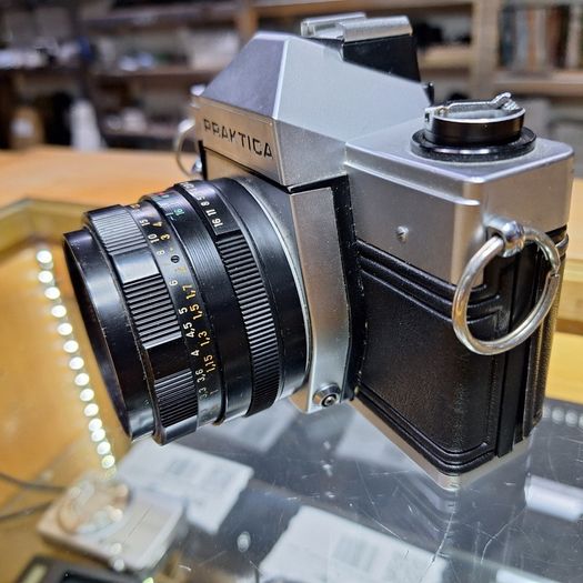 Praktica MTL5 35mm Film Camera Auto Cosmogon 58mm Lens M42