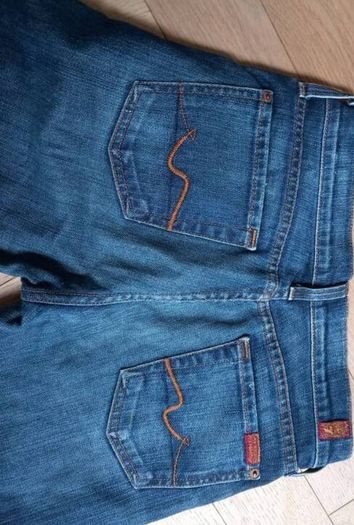 7 For All Mankind 26 x 32 jeans