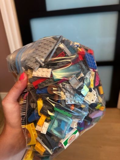 1kg mixed Lego bag / all authentic Lego