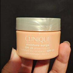 Clinique Moisture Surge SPF 25 Sheer Hydrate in 30ml