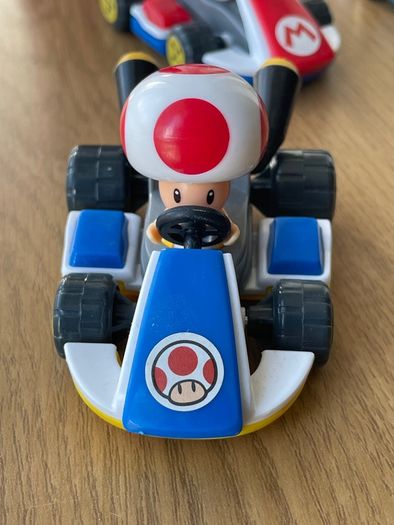 Super mario Kart - Mario, Toad and Yoshi