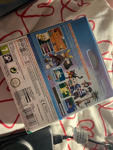 Nintendo  3ds Pokemon Moon steelbook, and outer box only, no game