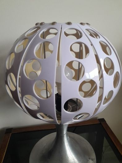 Space Age Tulip Base Table Lamp