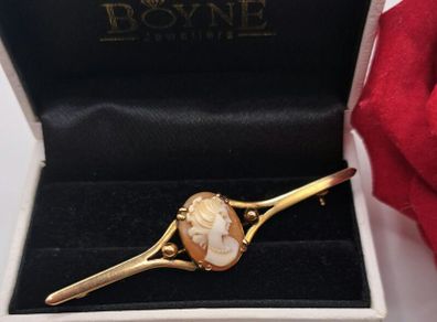 Vintage 9ct gold cameo brooch