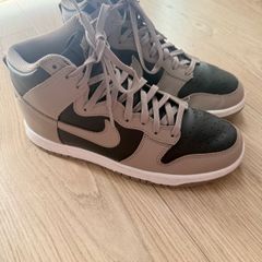 brand new nike dunks