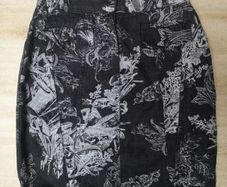 Ladies Moschino Printed Denim Skirt Waist 26"