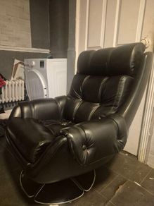 Leather Swivel chair