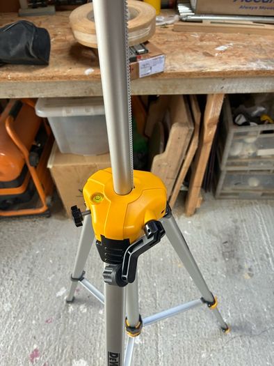 Dewalt Tripod stand