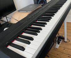 Yamaha Digital Piano P-115