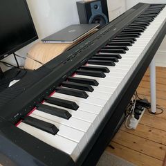 Yamaha Digital Piano P-115