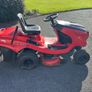Ride on lawnmower Image 2