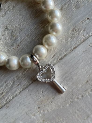 Italian Luxury Brand Ti Sento Pearl Bracelet