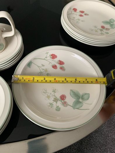 Wedgwood raspberry cane vintage set