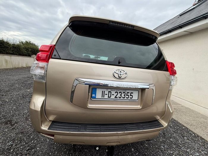 Toyota landcruiser no vat