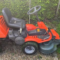 Husqvarna R15C lawnmower