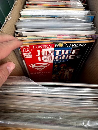 Marvel & DC Long Comic Box w 300 comics for Sale