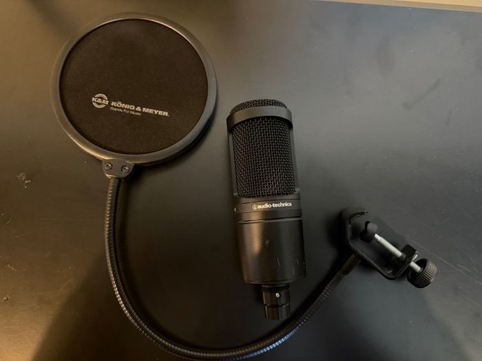 Audio-Technica AT2020  condenser microphone with K&M pop filter